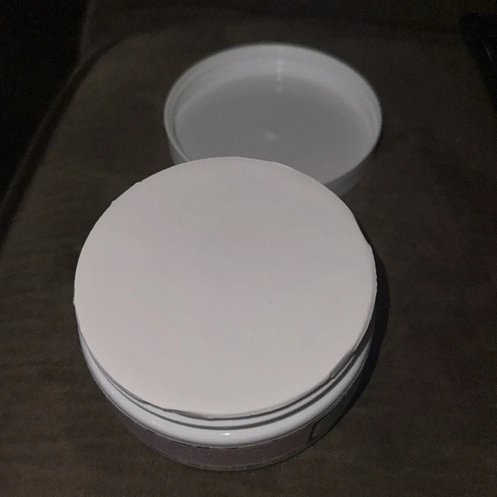 NWT Scentsy Best Berry Sugar Scrub with Colorful Design Size 8FL OZ